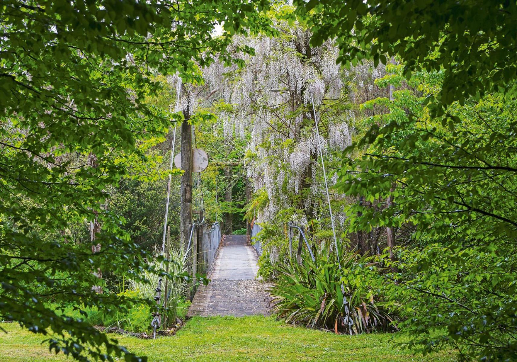 Tepopo Gardens Rural Retreat Lodge