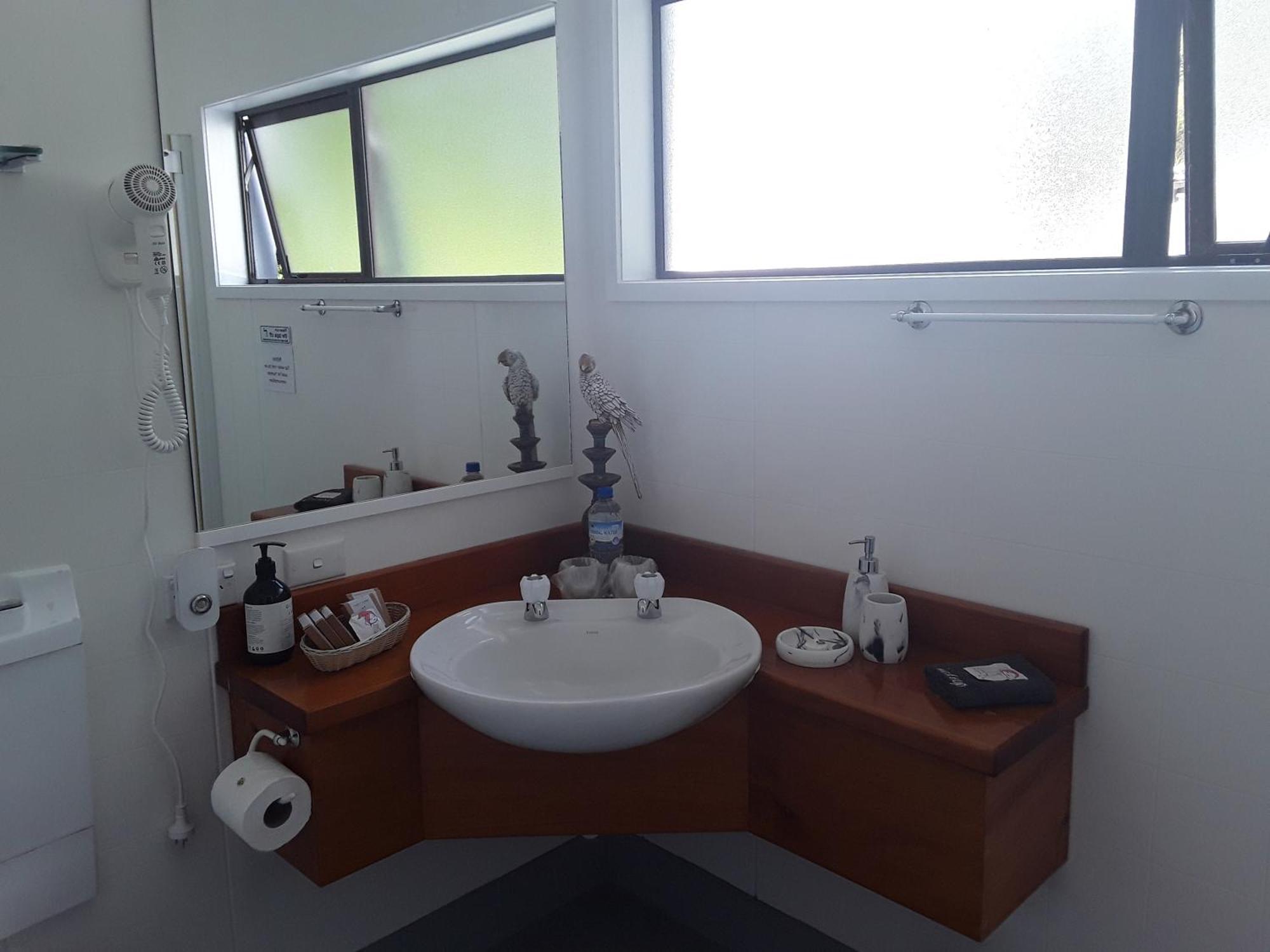 Tepopo Gardens Rural Retreat Lodge Stratford